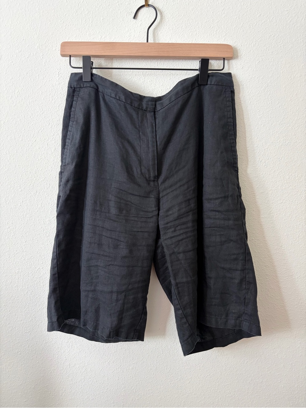 Eileen Fisher Organic Linen Bermuda Shorts Black Size 4 - Picture 2 of 8